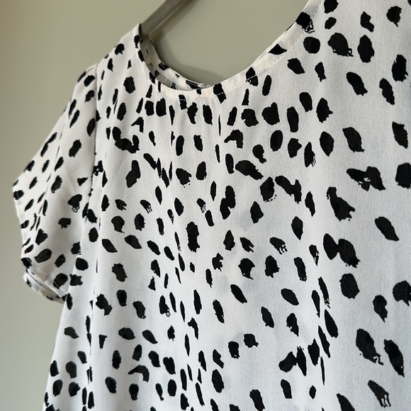 Animal Print Peplum Blouse Size S - Picture 2 of 8